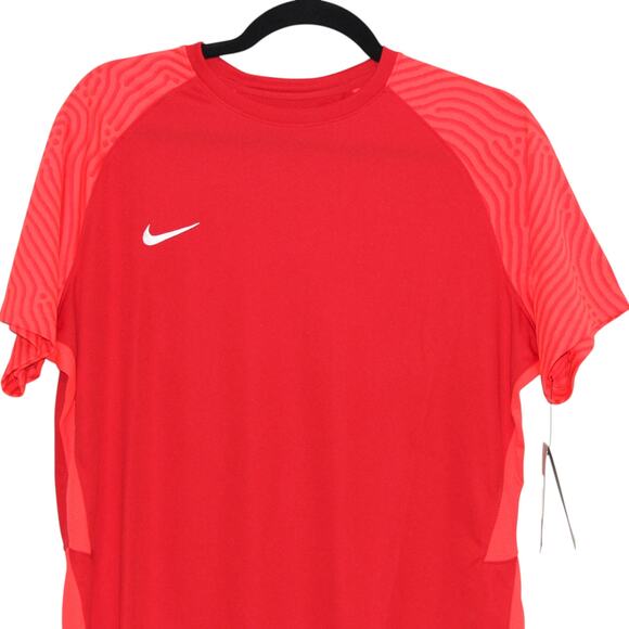 Nike Red Active Tshirt Top Size XL NWT - Picture 2 of 4